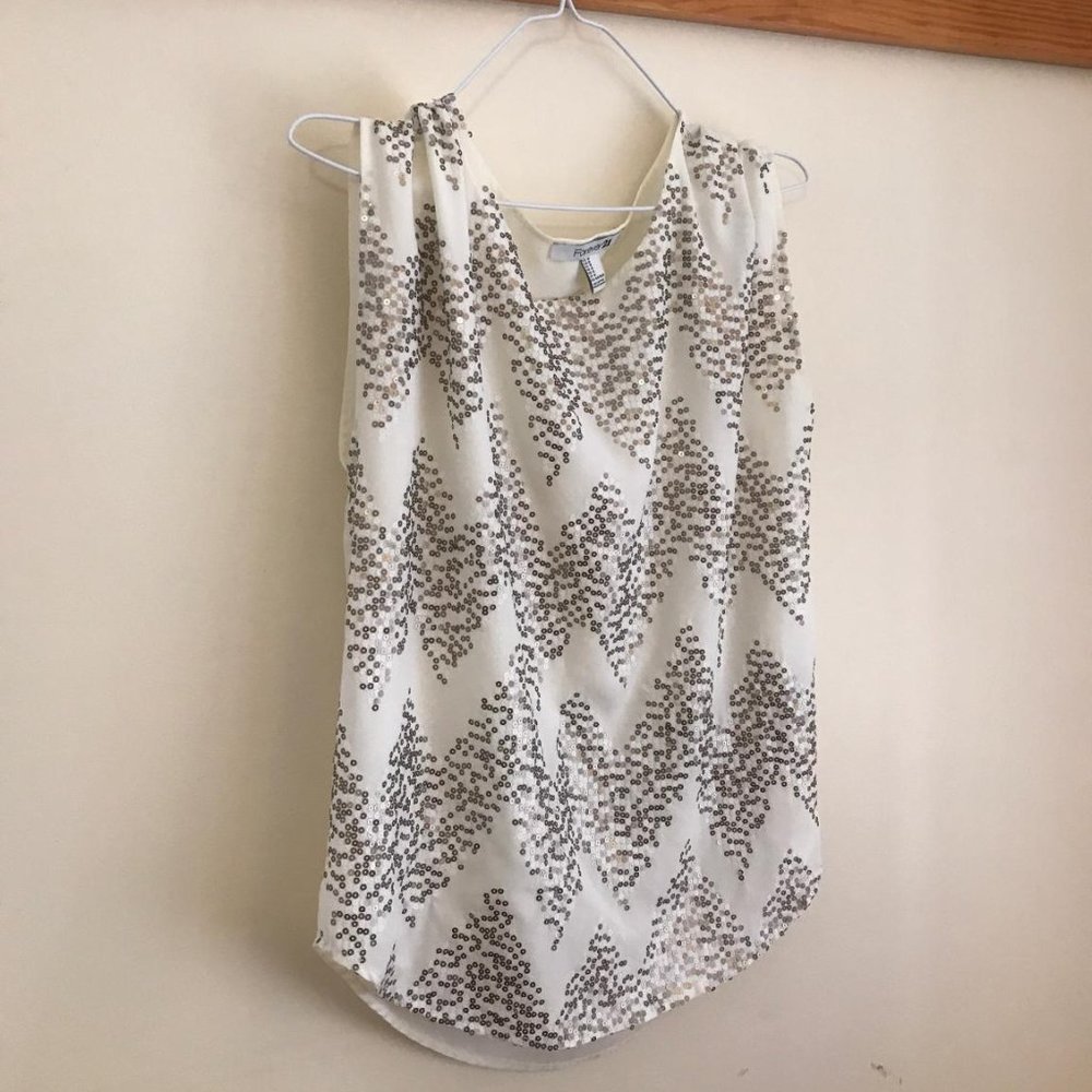 Rue 21 Chevron Sequin White Top
